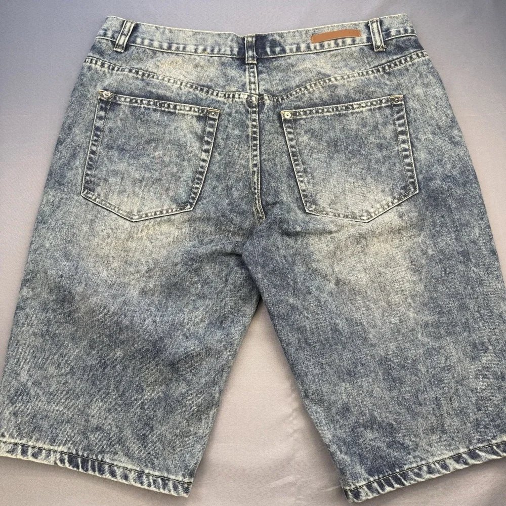 Finest‎ Thread Luxury Goods Mens Acid Wash Jean Shorts Size 40 Army Patches